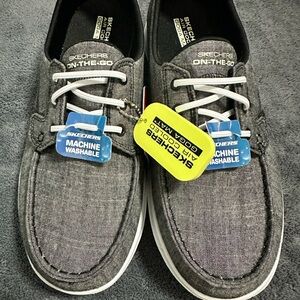 Skechers Women's Gray Athletic Shoes